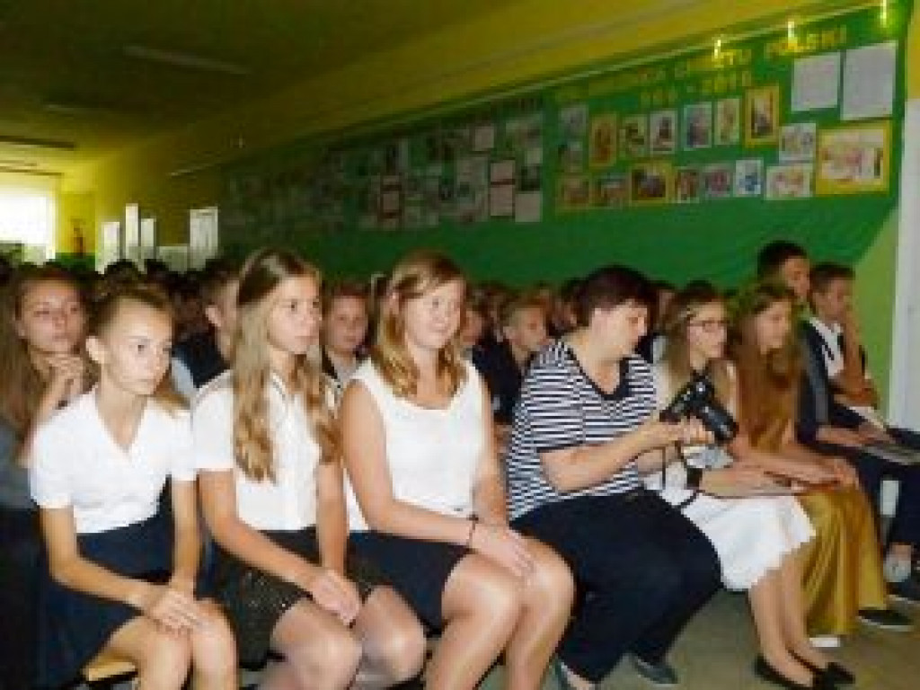 Głośne czytanie Sienkiewicza w Zdunach
