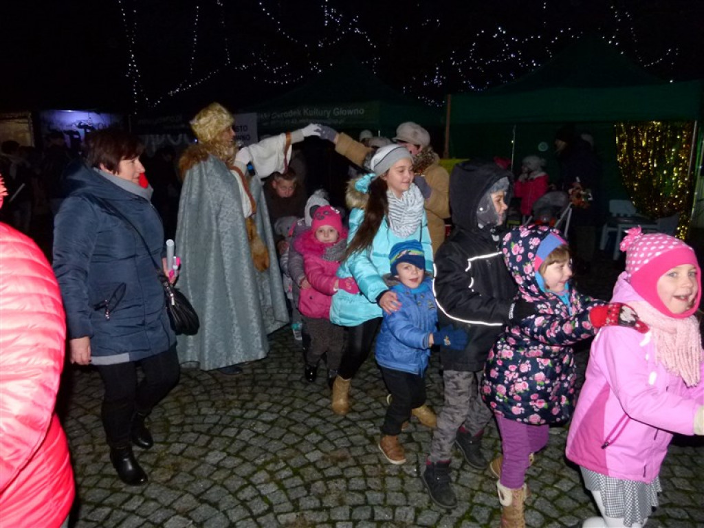 Mikołajkowy Piknik Rodzinny w Głownie [galeria zdjęć]