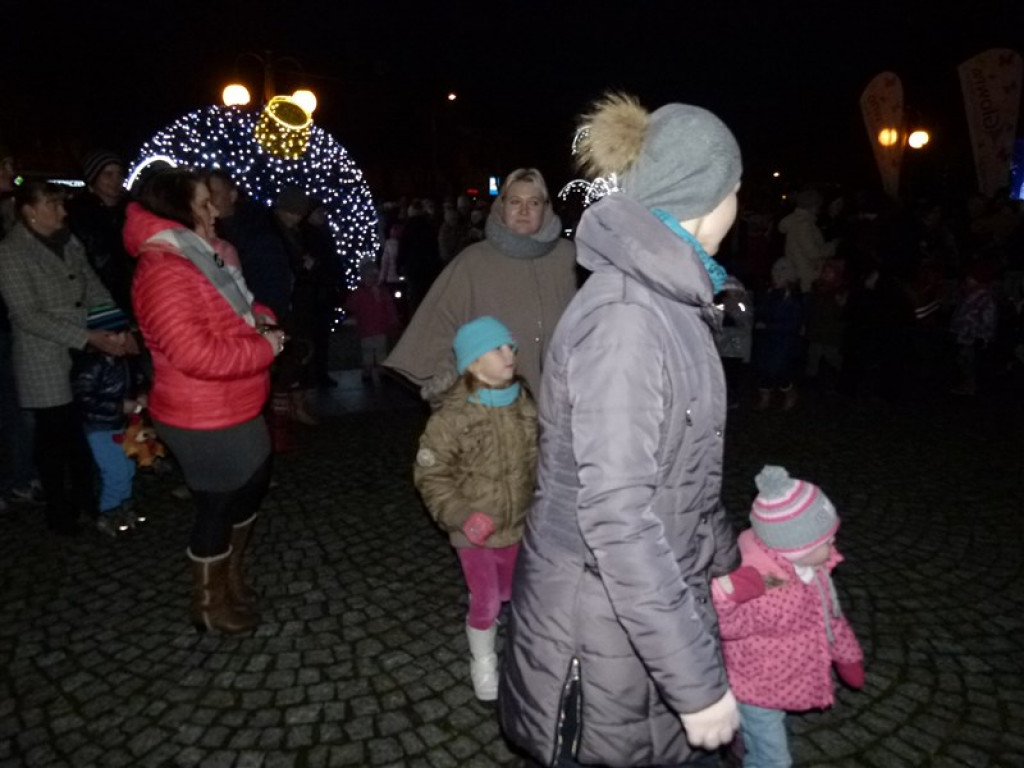 Mikołajkowy Piknik Rodzinny w Głownie [galeria zdjęć]