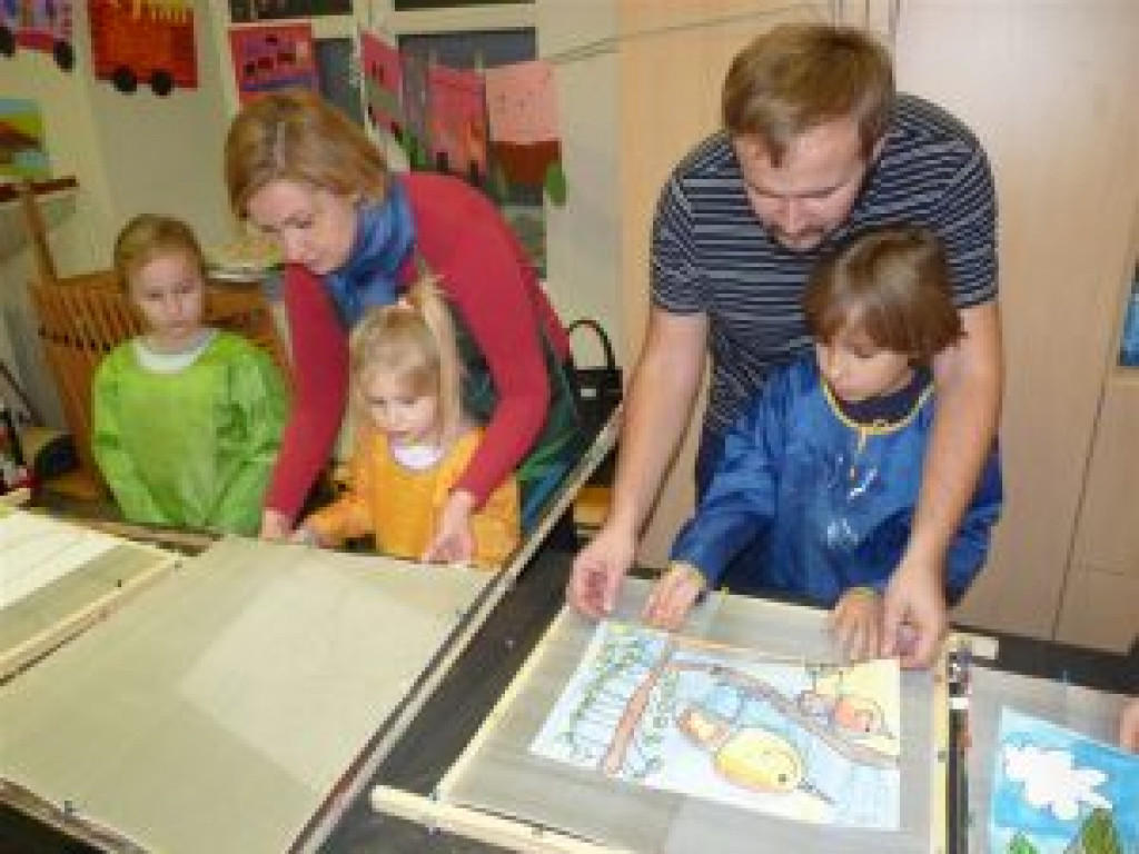 Warsztaty malowania na jedwabiu z Anną Ozgą
