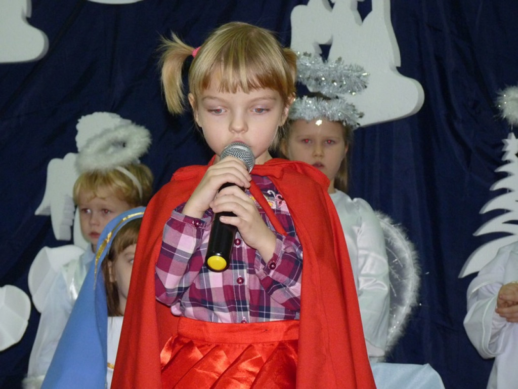 Bajkowe święta w szkole w Popowie
