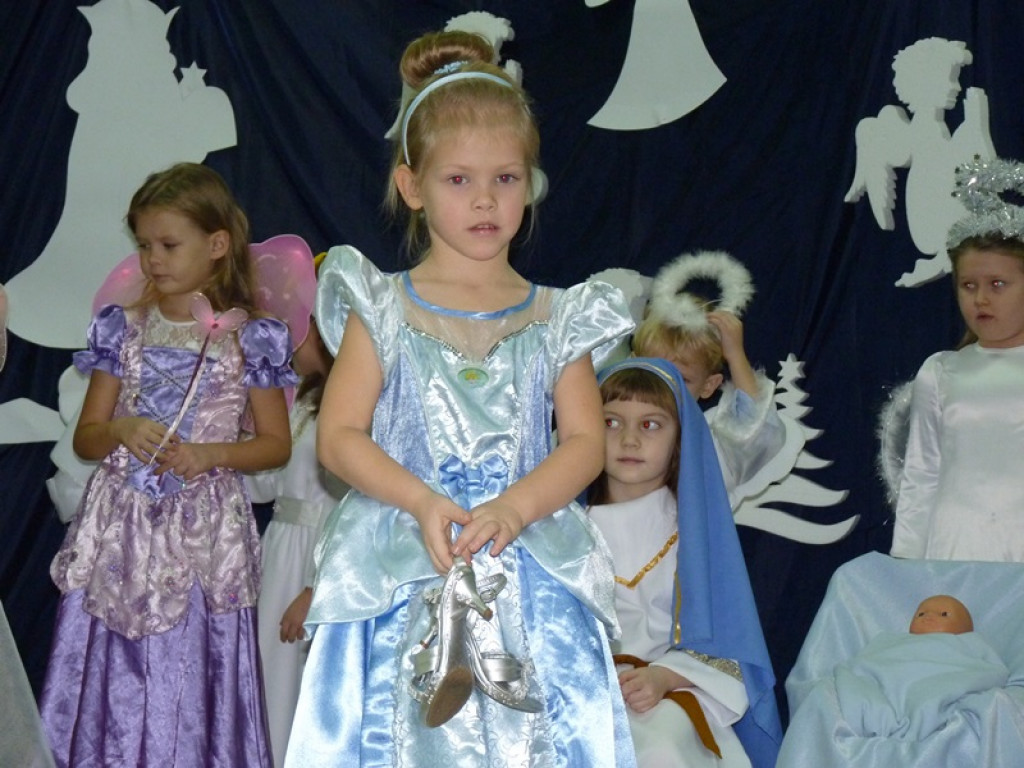 Bajkowe święta w szkole w Popowie
