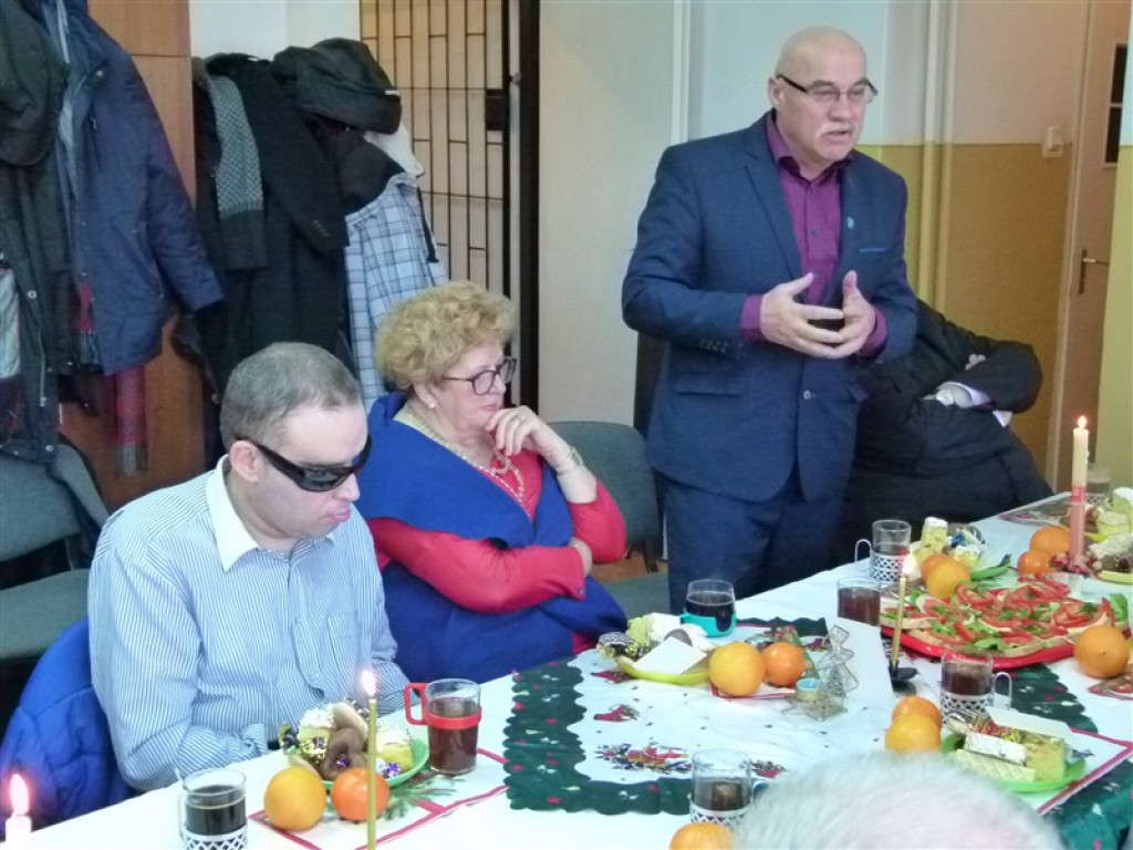 Klub niewidomych spotkał się przed świętami