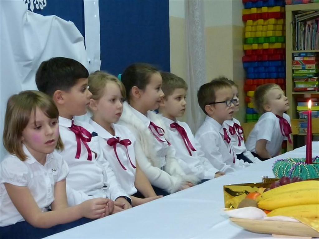 Dwa świąteczne przedstawienia w Przedszkolu nr 5
