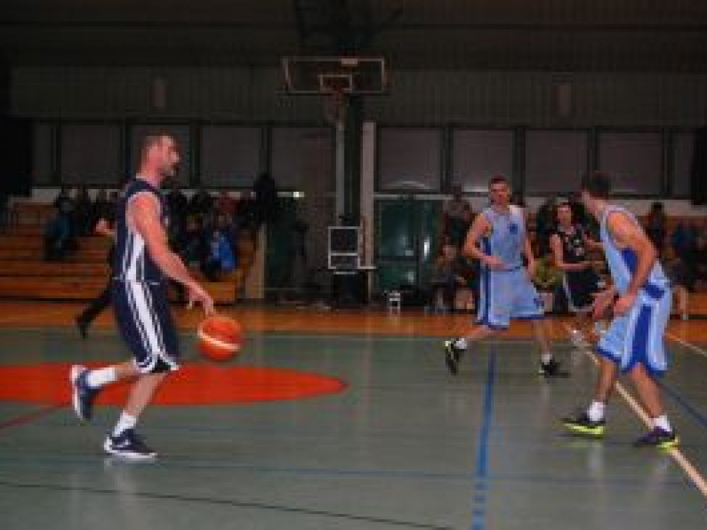 W nowy rok Syntex-Księżak wchodzi z tytułem lidera