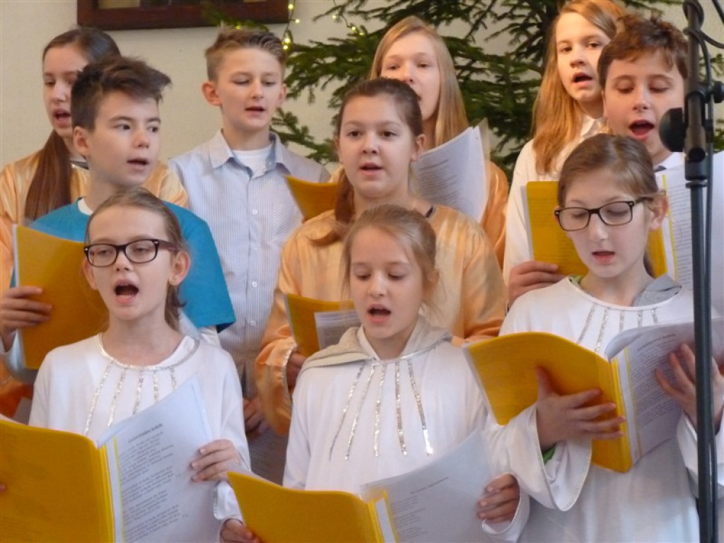 Uczniowie SP3 w Głownie wystawili jasełka