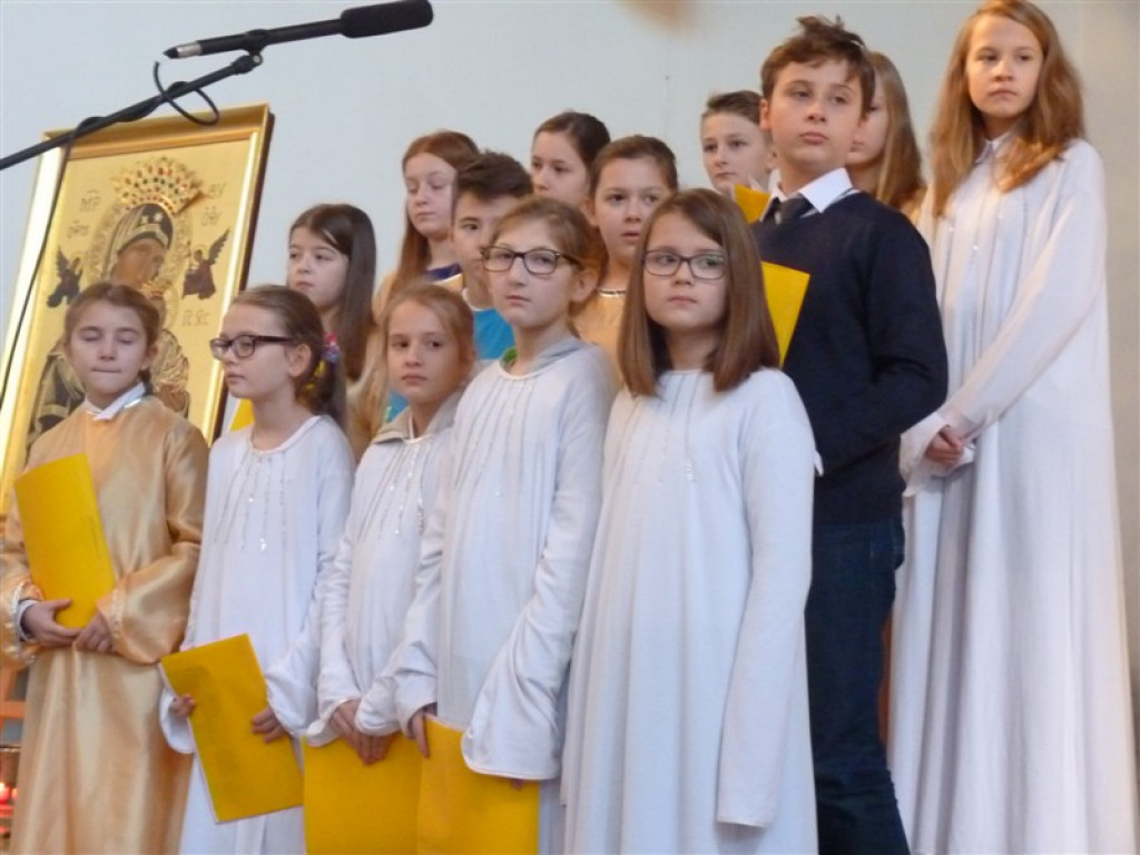 Uczniowie SP3 w Głownie wystawili jasełka