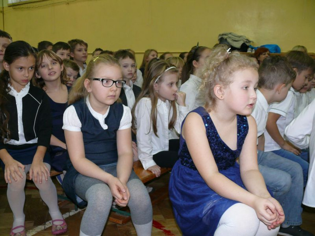 Jasełka klas II w łowickiej 