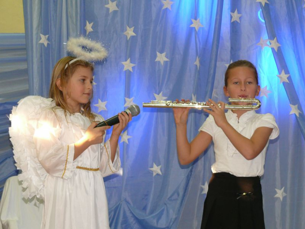 Jasełka klas II w łowickiej 