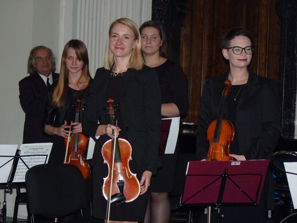 Łowicka Orkiestra Kameralna świętowała 15-lecie