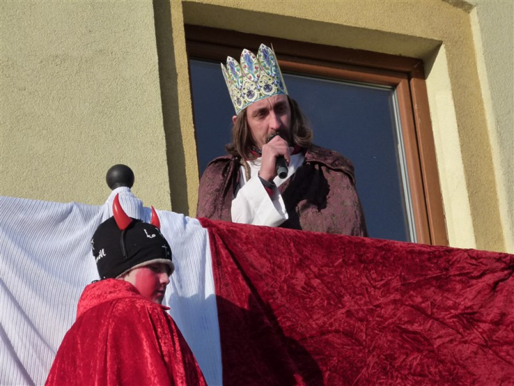 Orszak Trzech Króli przeszedł ulicami Głowna