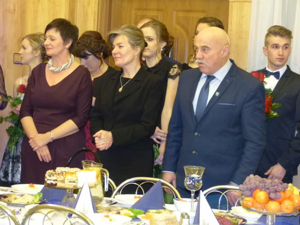 Trwa studniówka ZS Nr 1 w Bratoszewicach