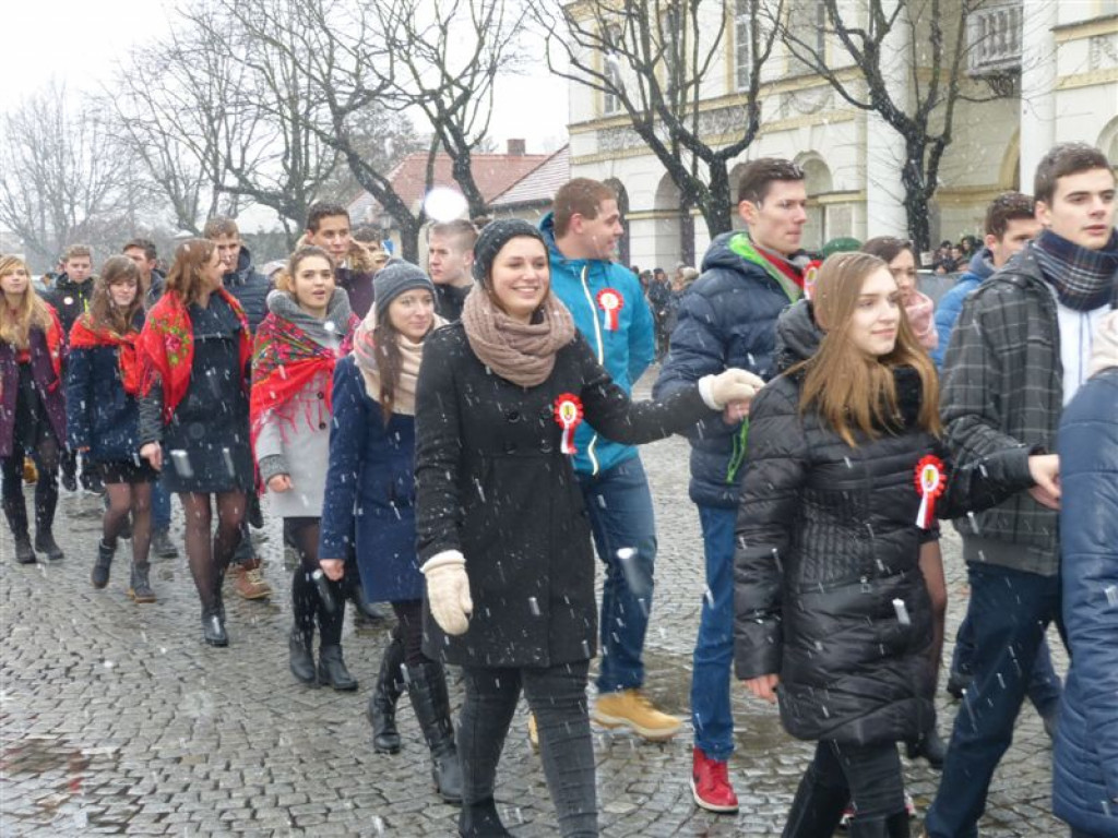 Polonez na Starym Rynku: w piątek, w południe