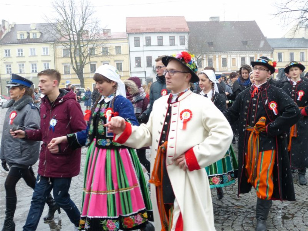 Polonez na Starym Rynku: w piątek, w południe