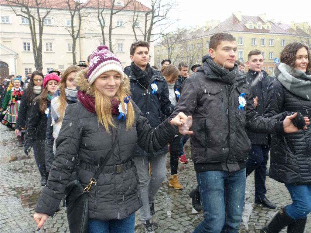 Polonez na Starym Rynku: w piątek, w południe