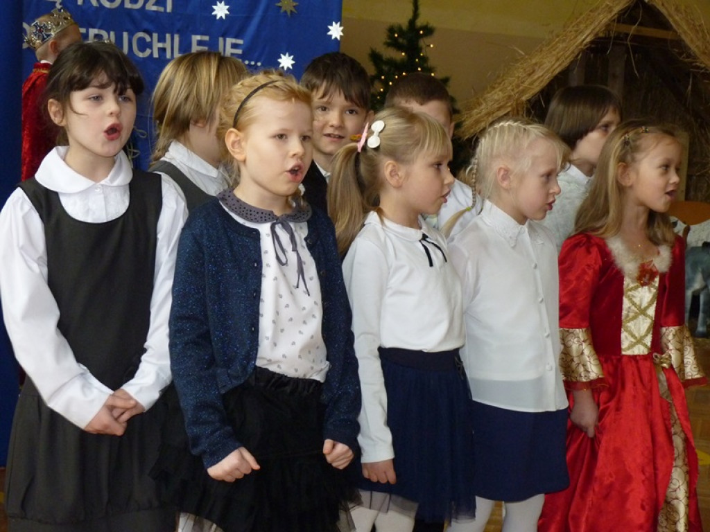 Dzień Seniora w szkole w Dąbkowicach