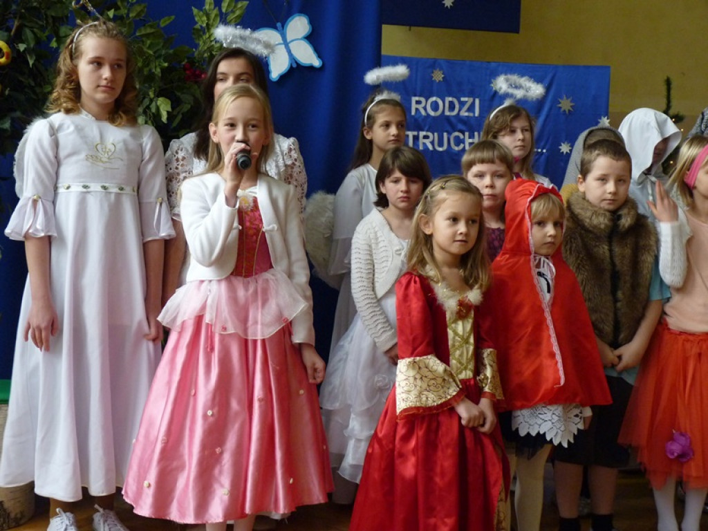 Dzień Seniora w szkole w Dąbkowicach