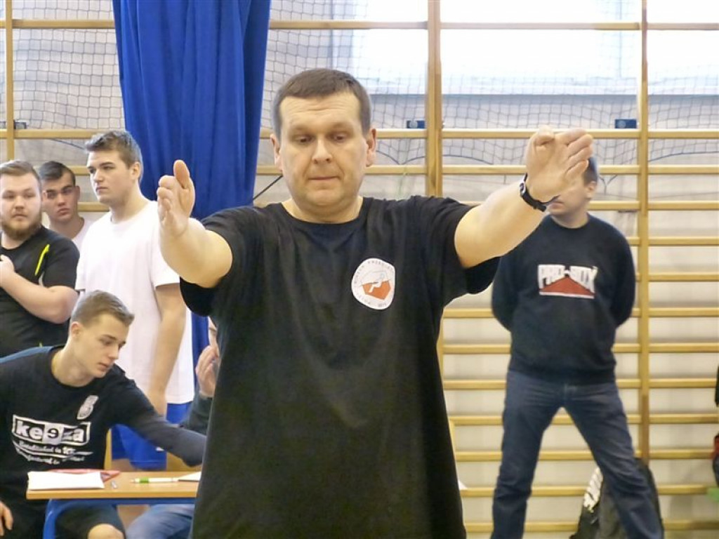 Powiatowe mistrzostwa w przeciąganiu liny
