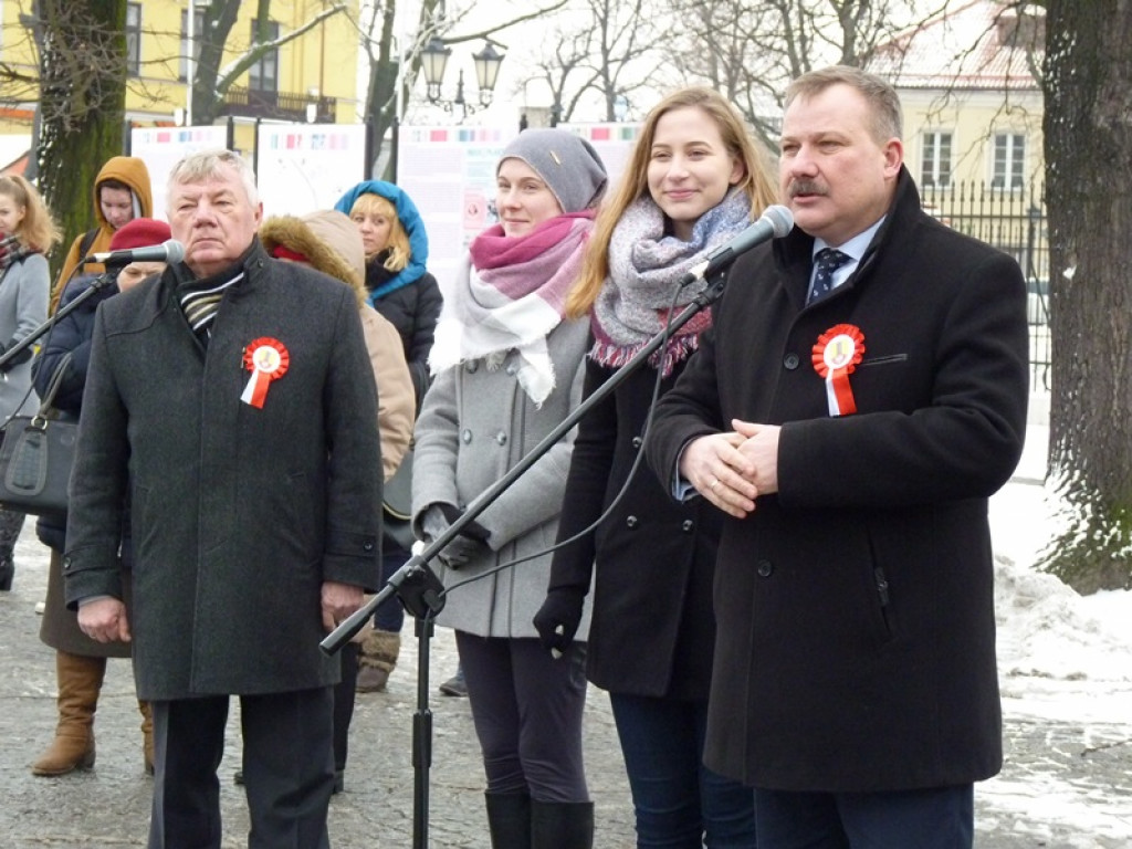 Tańczyli poloneza na Starym Rynku