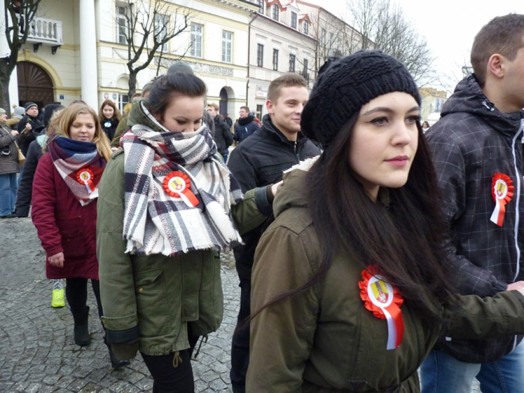 Tańczyli poloneza na Starym Rynku