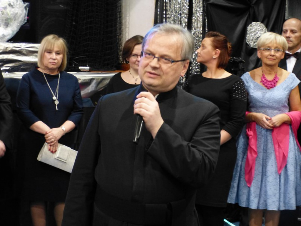 Studniówka Pijarskiego LO w Łowiczu