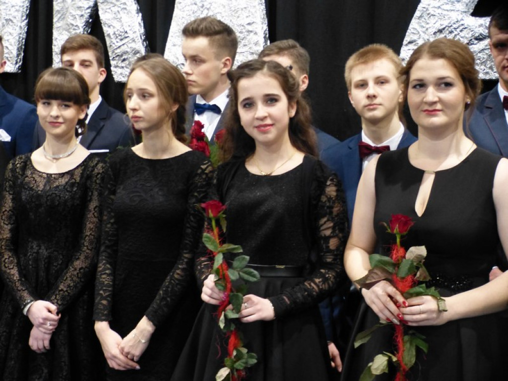 Studniówka Pijarskiego LO w Łowiczu