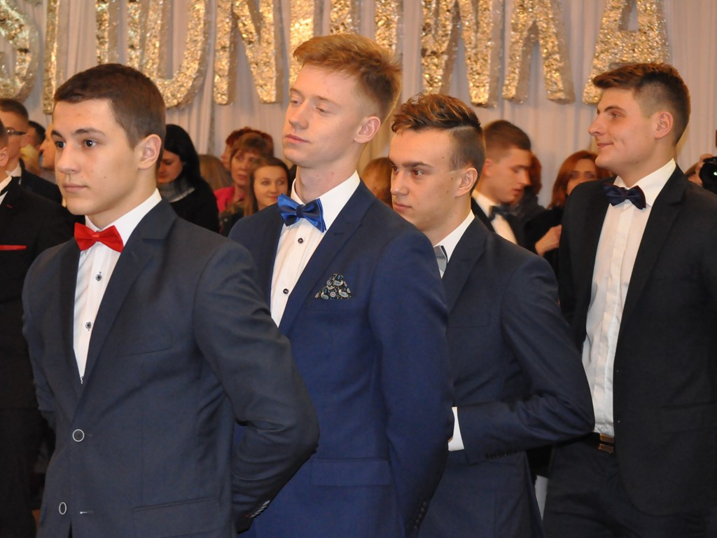 Studniówka II Liceum Ogólnokształcącego - galeria zdjęć