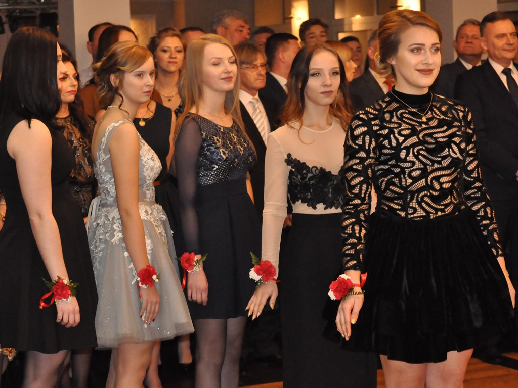 Studniówka II Liceum Ogólnokształcącego - galeria zdjęć