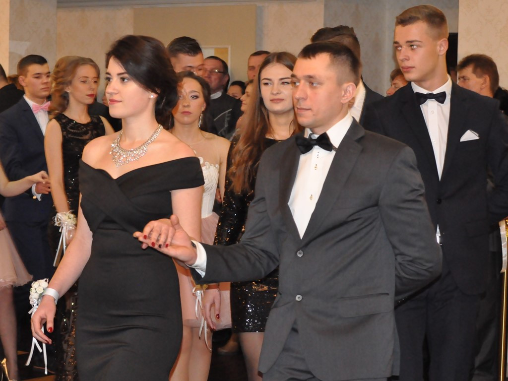Studniówka II Liceum Ogólnokształcącego - galeria zdjęć