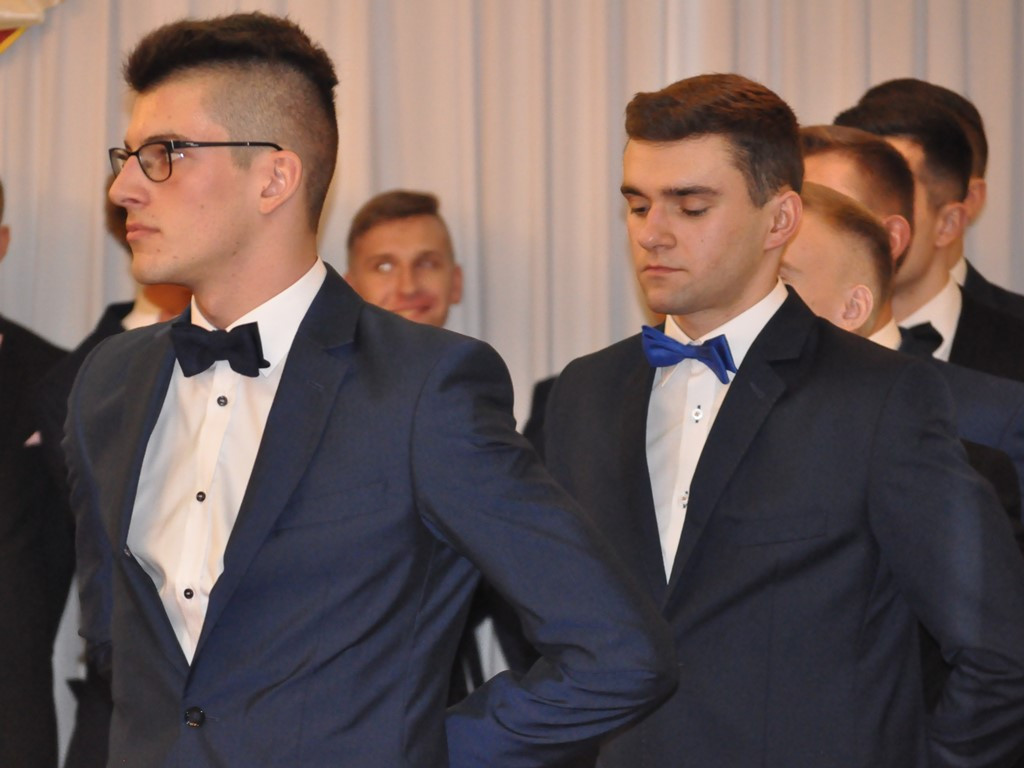 Studniówka II Liceum Ogólnokształcącego - galeria zdjęć