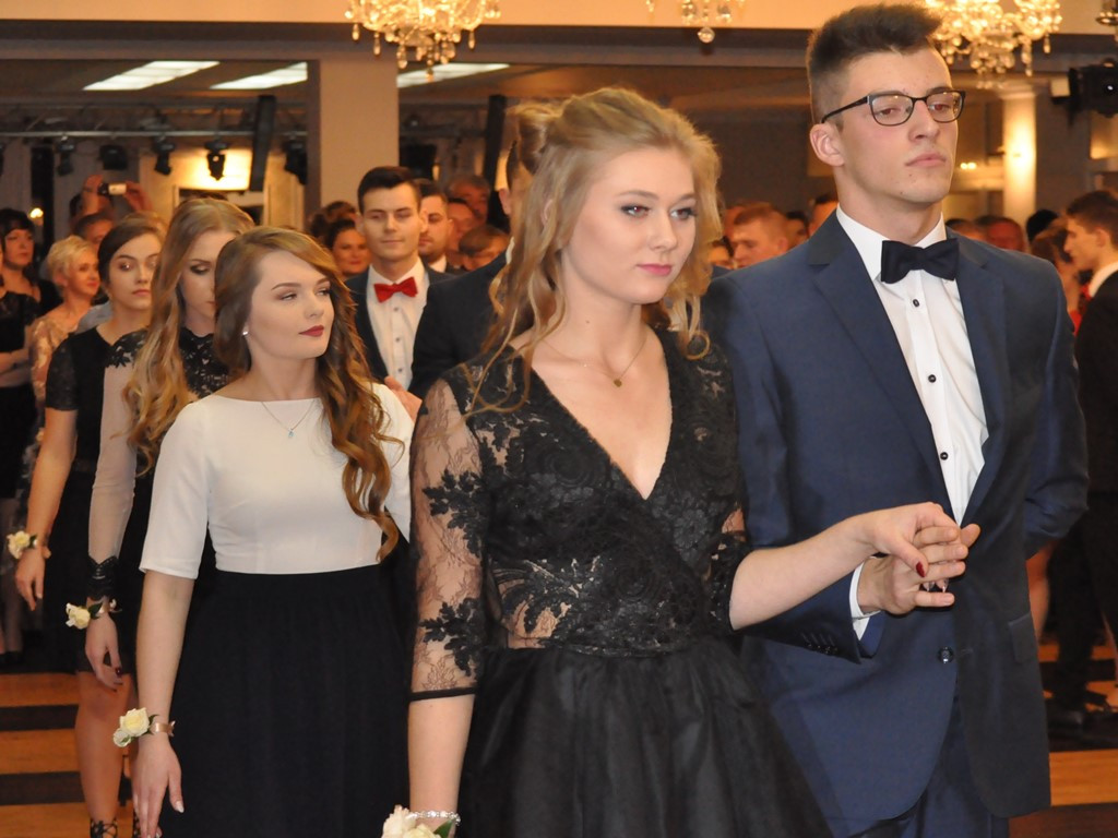 Studniówka II Liceum Ogólnokształcącego - galeria zdjęć