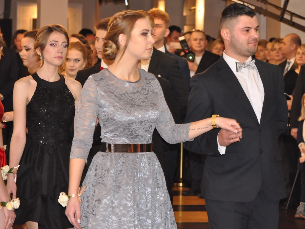 Studniówka II Liceum Ogólnokształcącego - galeria zdjęć