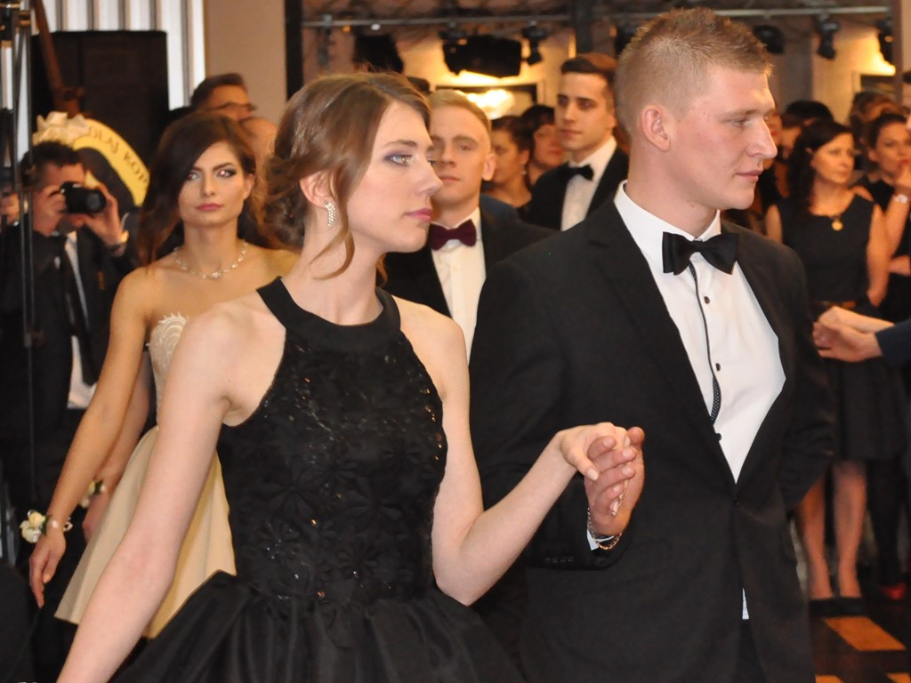Studniówka II Liceum Ogólnokształcącego - galeria zdjęć