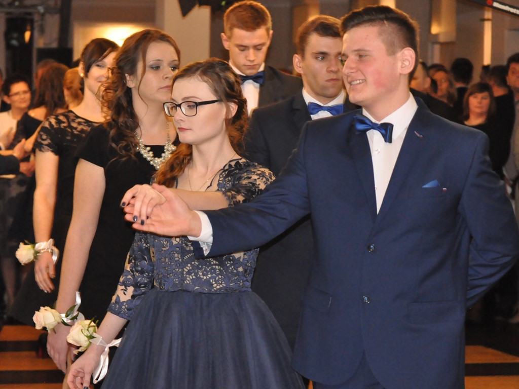 Studniówka II Liceum Ogólnokształcącego - galeria zdjęć