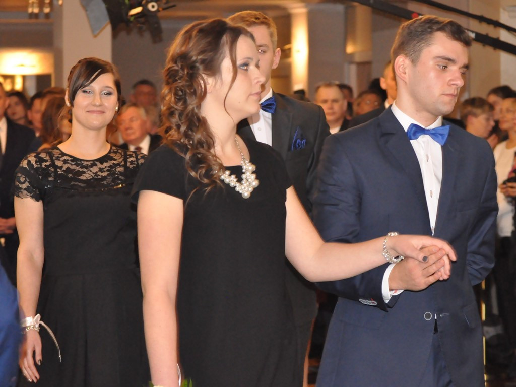 Studniówka II Liceum Ogólnokształcącego - galeria zdjęć