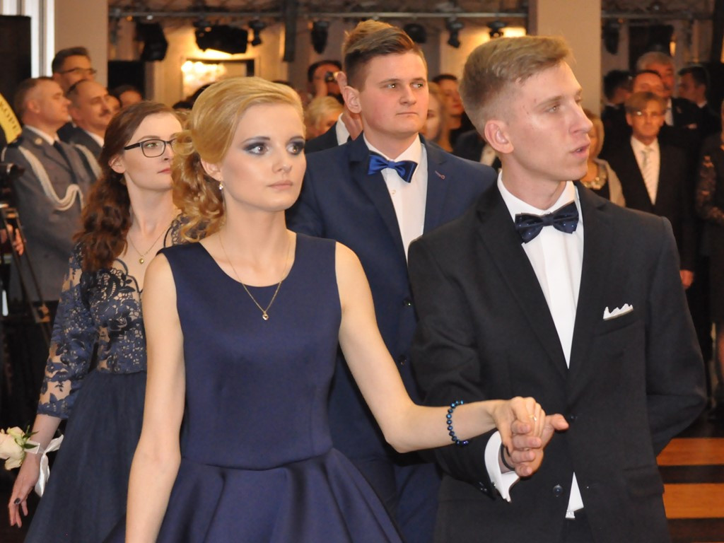 Studniówka II Liceum Ogólnokształcącego - galeria zdjęć