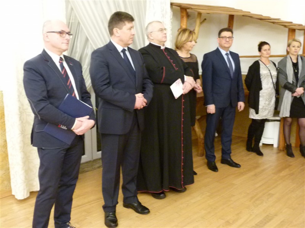 Maturzyści KLO zatańczyli na Placu Wolności