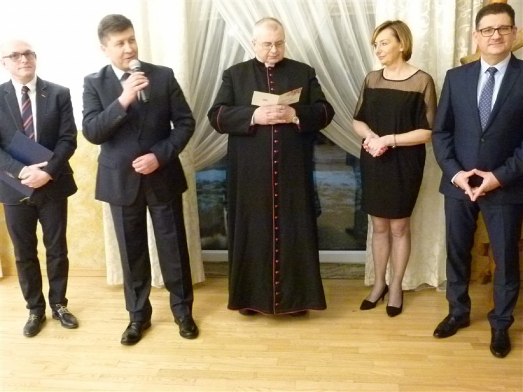 Maturzyści KLO zatańczyli na Placu Wolności