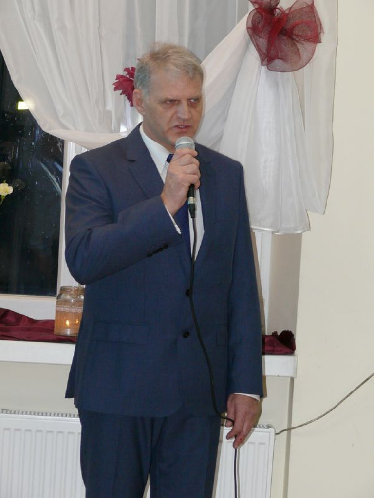 Studniówka uczniów ze Zduńskiej Dąbrowy