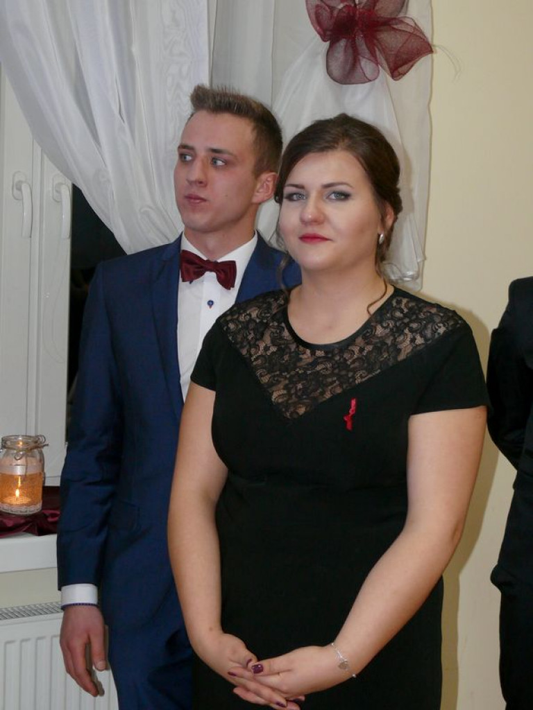 Studniówka uczniów ze Zduńskiej Dąbrowy