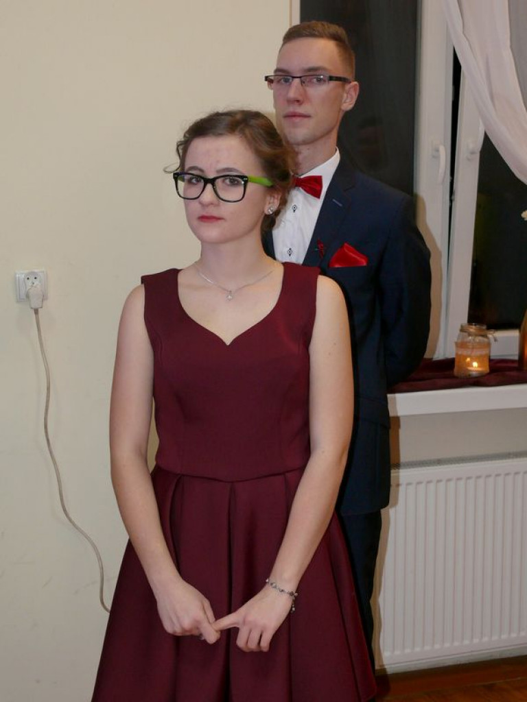 Studniówka uczniów ze Zduńskiej Dąbrowy