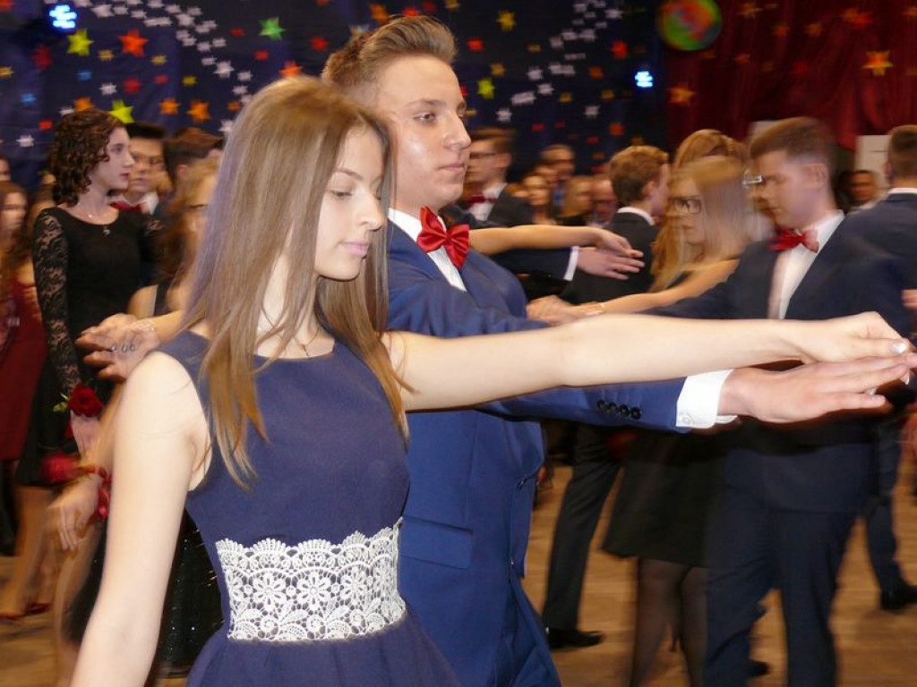 W Gimnazjum nr 2 odbył się bal klas trzecich