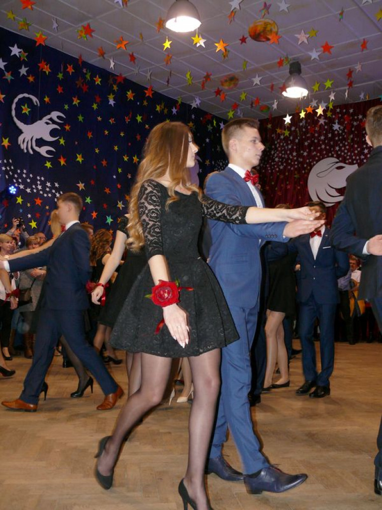 W Gimnazjum nr 2 odbył się bal klas trzecich
