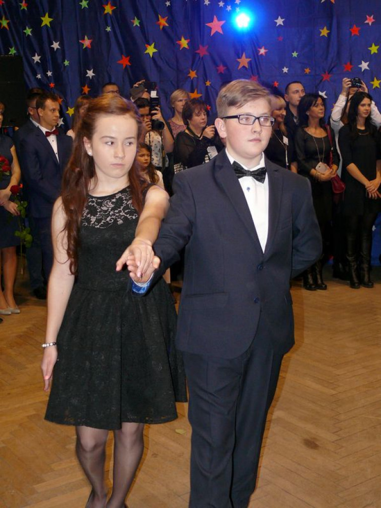 W Gimnazjum nr 2 odbył się bal klas trzecich