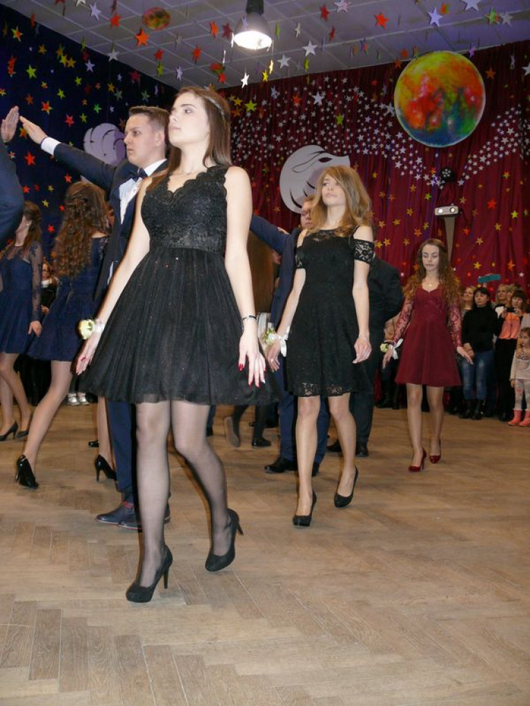 W Gimnazjum nr 2 odbył się bal klas trzecich