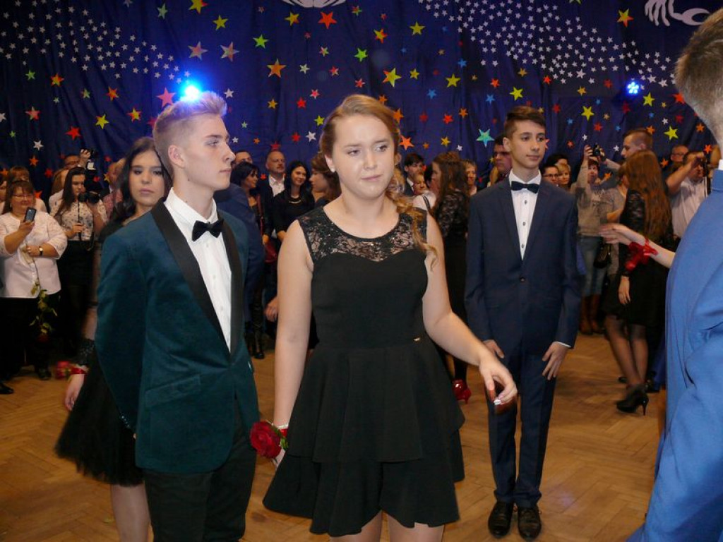 W Gimnazjum nr 2 odbył się bal klas trzecich