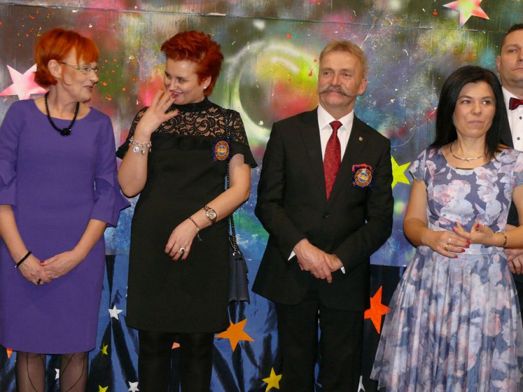 W Gimnazjum nr 2 odbył się bal klas trzecich