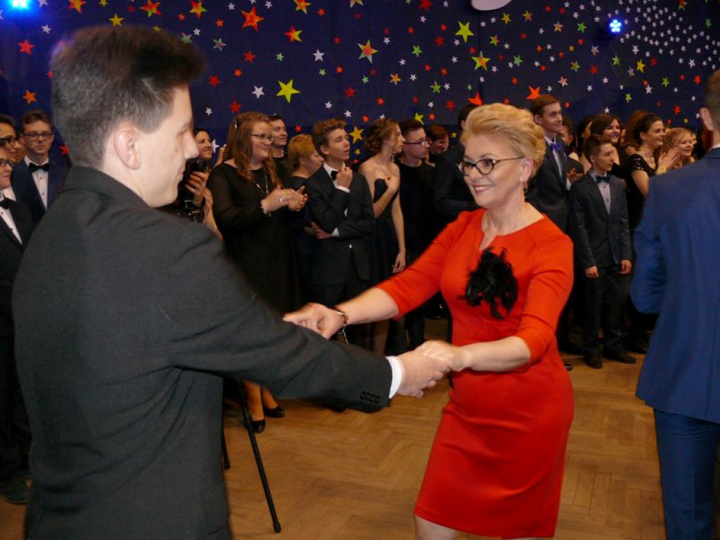 W Gimnazjum nr 2 odbył się bal klas trzecich
