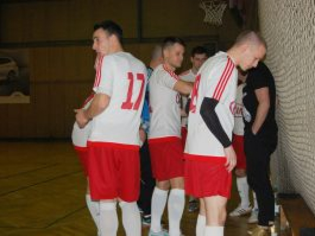 Tylko Drużyna ma szansę dogonić Renix