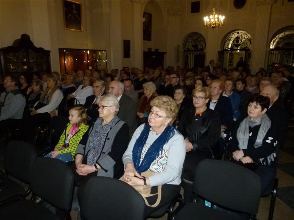 Kolędowanie z Ksinzokami